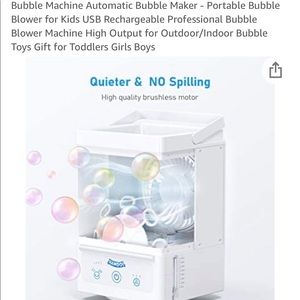 Like new rotating bubble machine